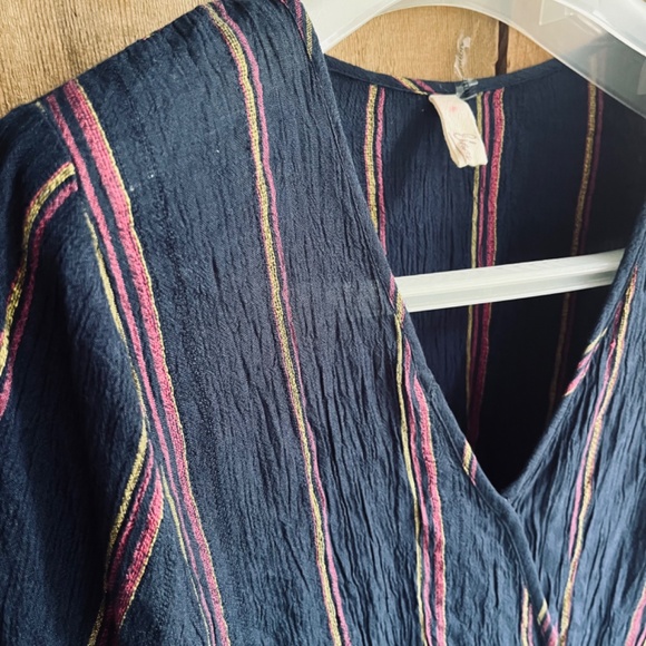 Elan 3/4 Sleeve Faux Wrap Surplice Stripe Pink Romper In Blue Viscose  Size L - Picture 6 of 16